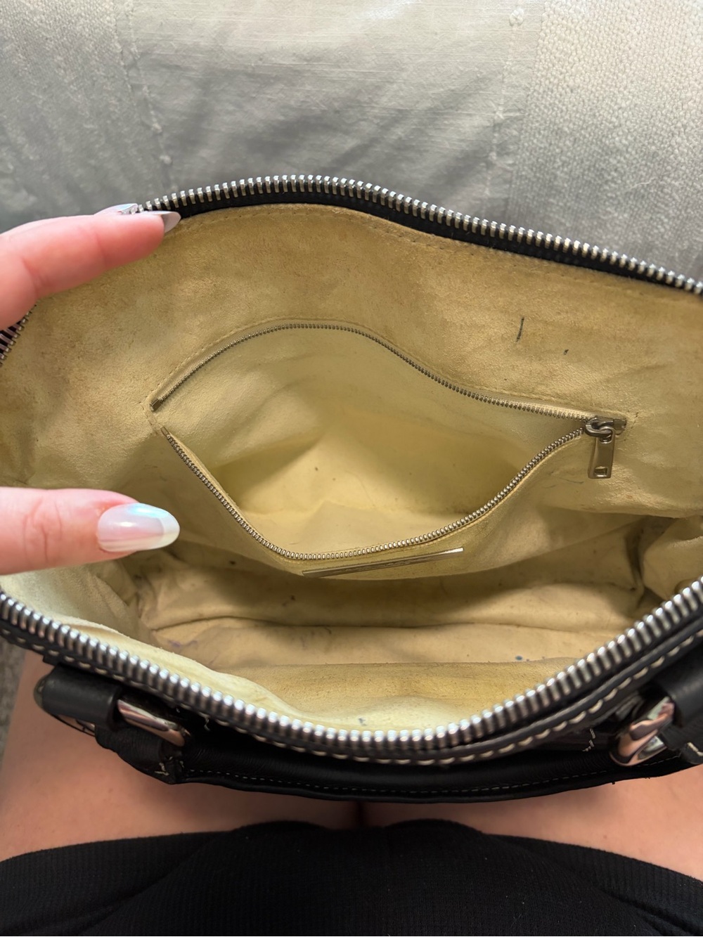 Marc Jacobs Black Leather Purse with Silver Hardware - Picture 7 of 8
